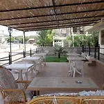 Yade Apartahotel 3*